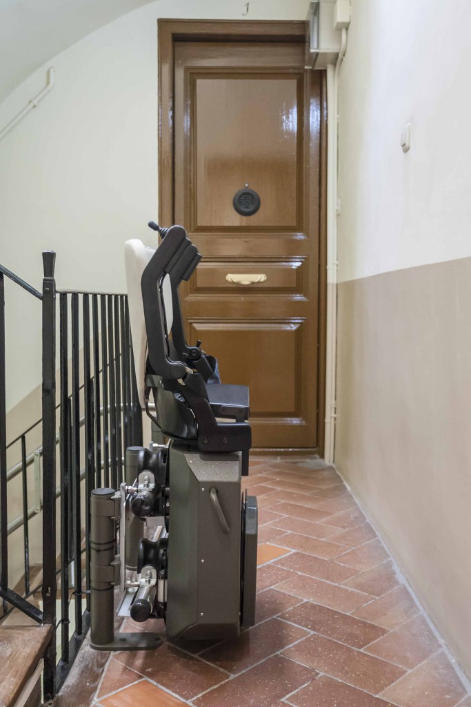 Otra imagen de Silla DEVOTUS | LorcaSalud Ortopedia